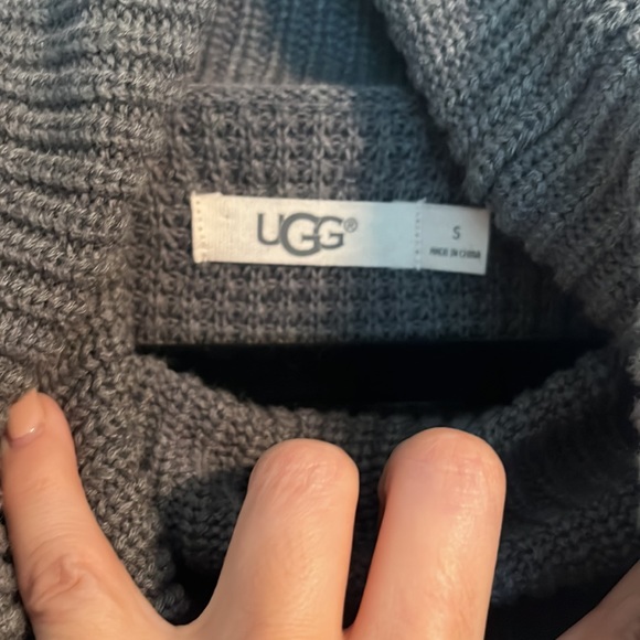 NWOT UGG Gray Selby Short Sleeve Cowl Neck Pullover Sweater - Picture 6 of 7